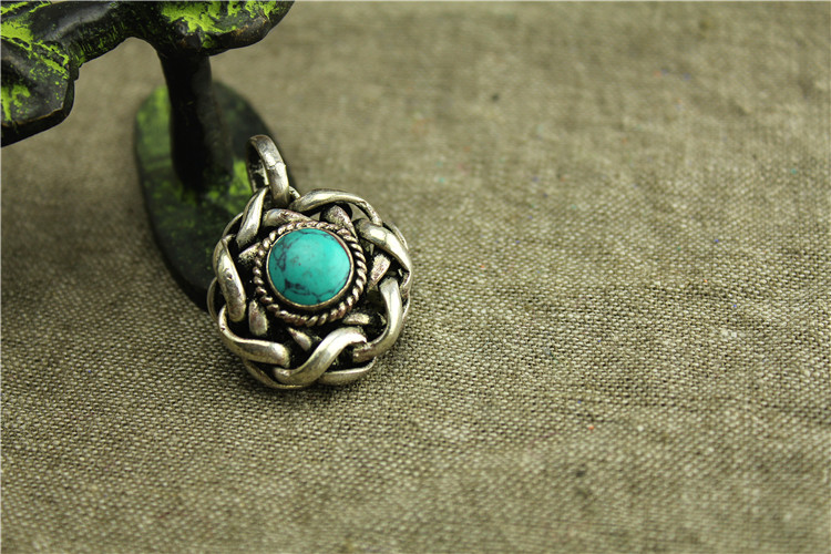 Vintage Tibetan Silver Handmade Turquoise Twist Necklace Pendant